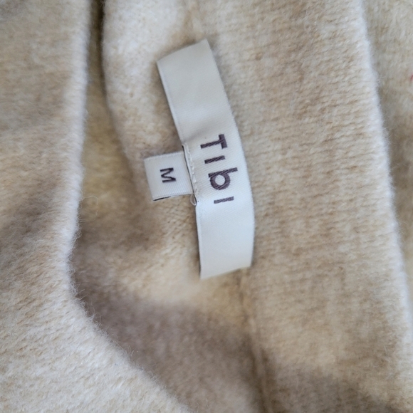 Tibi Cut out Shoulder in cream - Picture 6 of 9